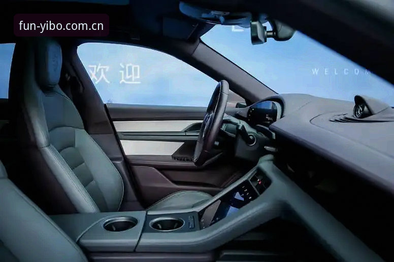 揭秘亿博竞技之旅：从数据后台到沉浸体验的全面深度解析